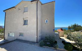 Apartments With A Parking Space Maslenica, Novigrad - 12636